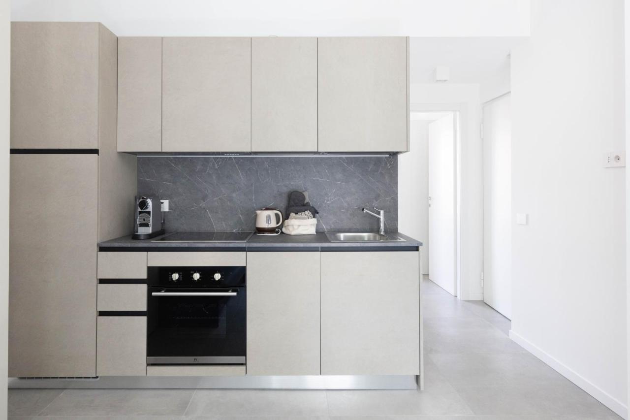 Residence Locatelli Rho Bagian luar foto