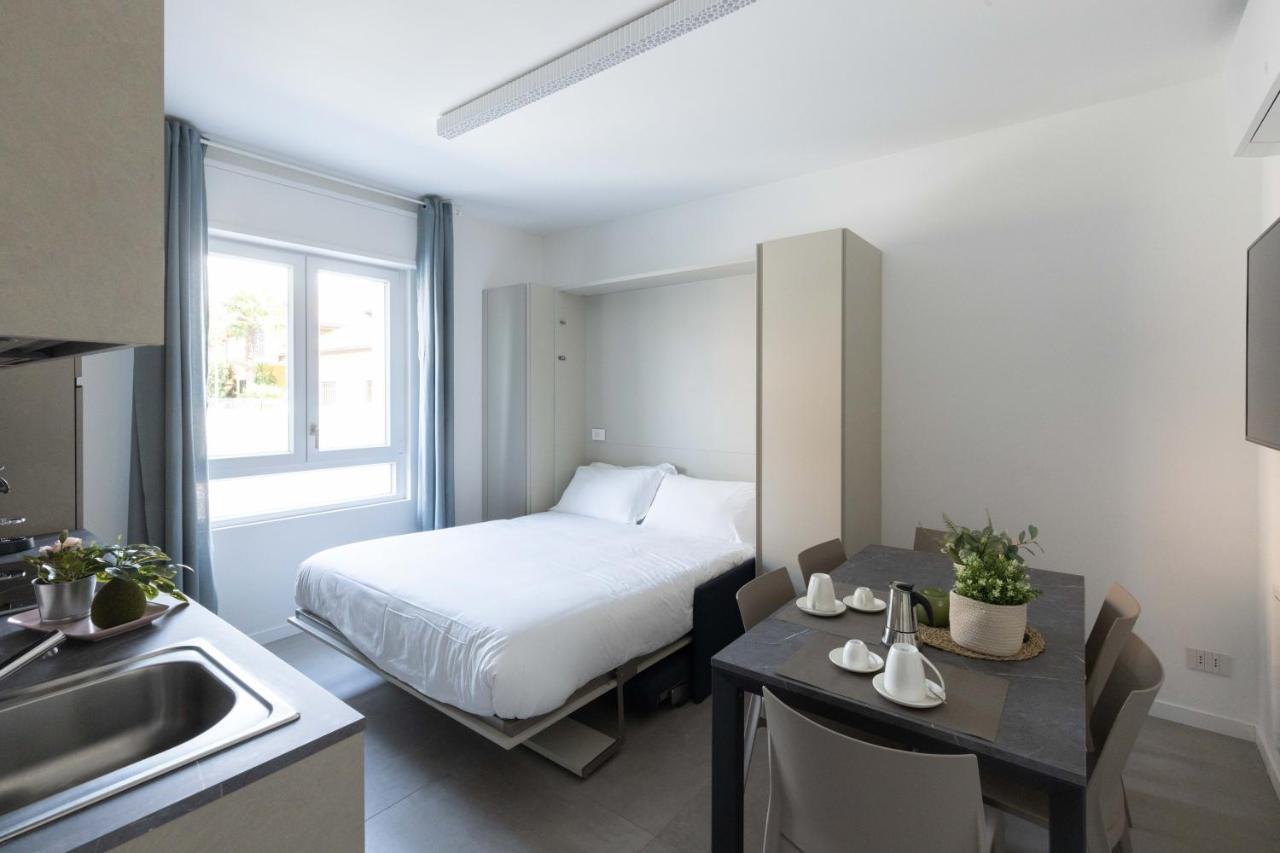 Residence Locatelli Rho Bagian luar foto
