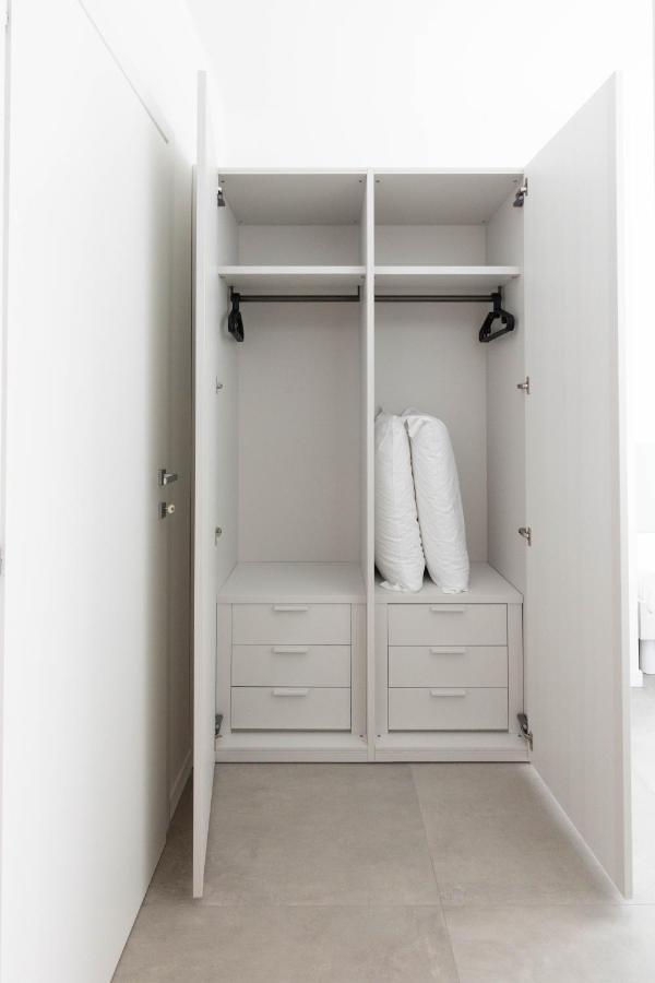 Residence Locatelli Rho Bagian luar foto