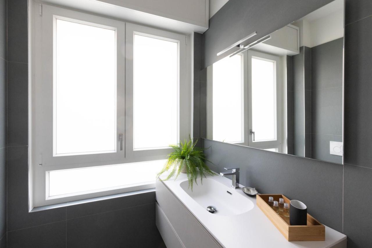 Residence Locatelli Rho Bagian luar foto
